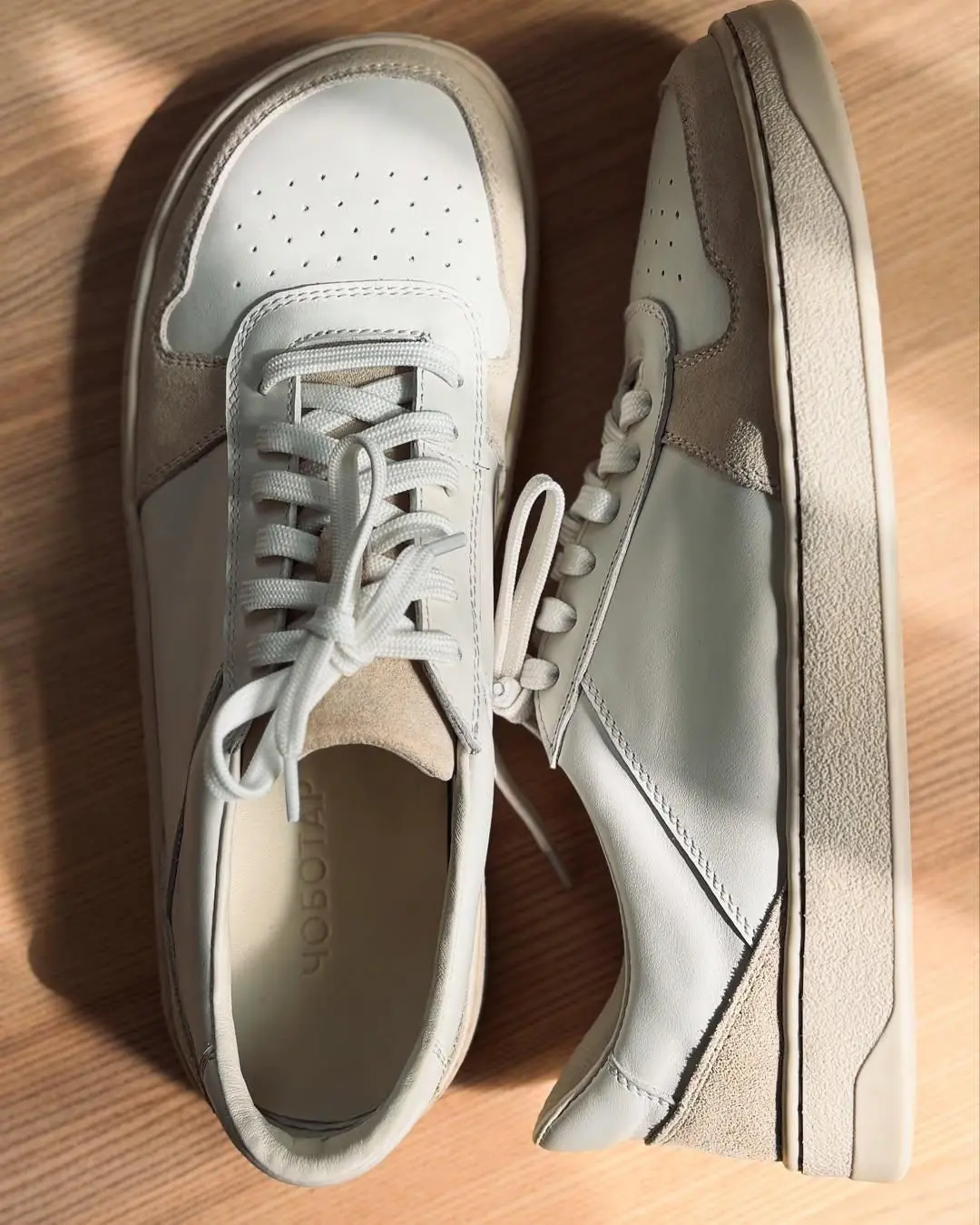 Beige Leather Barefoot Sneakers Wide Toe Box Foot Beige Leather Barefoot Sneakers Wide Toe Box Foot