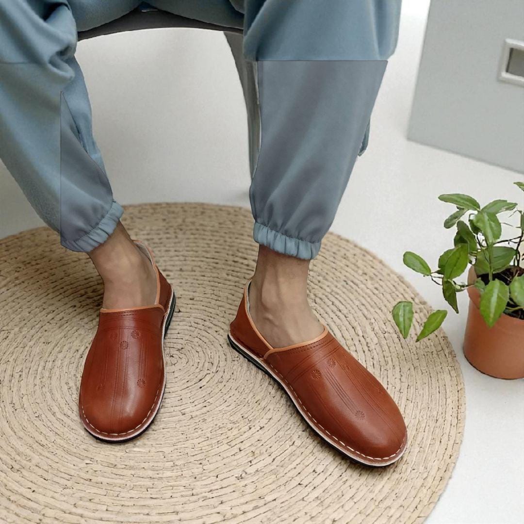 Handmade Moroccan Leather Babouche Stylish Brown Slippers Men Handmade Moroccan Leather Babouche Stylish Brown Slippers Men